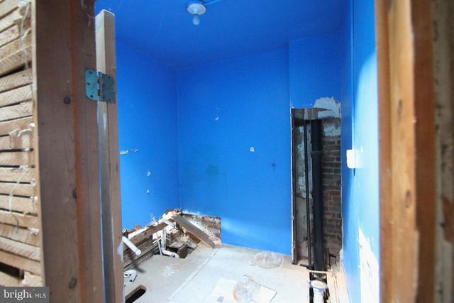 4009 FREDERICK AVE, Baltimore, MD 21229