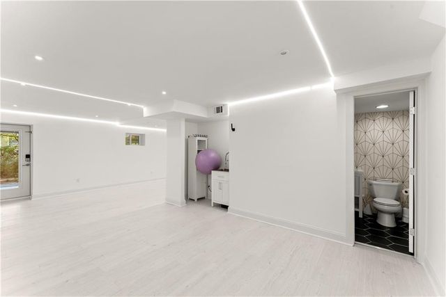 1495 spalding Drive, Sandy Springs, GA 30350