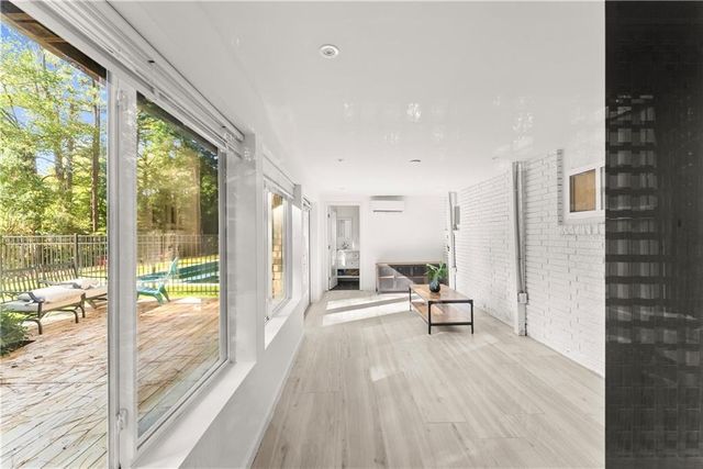 1495 spalding Drive, Sandy Springs, GA 30350