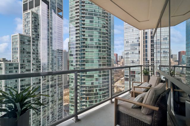 1235 S Prairie Avenue 2709, Chicago, IL 60605