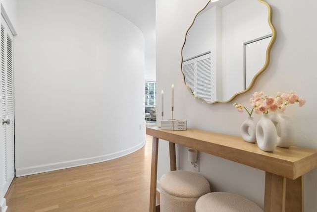 1235 S Prairie Avenue 2709, Chicago, IL 60605