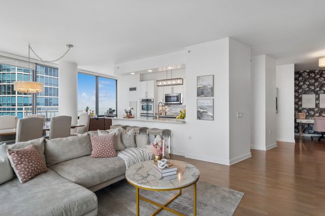 1235 S Prairie Avenue 2709, Chicago, IL 60605