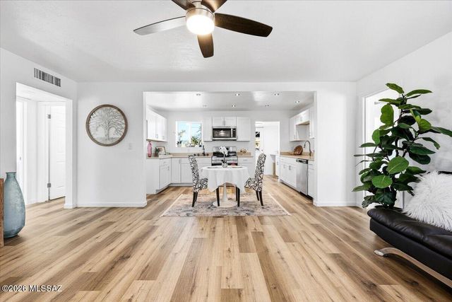 5449 E Linden Street, Tucson, AZ 85712