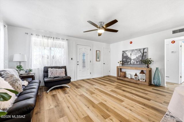 5449 E Linden Street, Tucson, AZ 85712