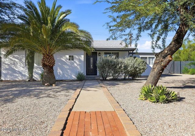 5449 E Linden Street, Tucson, AZ 85712