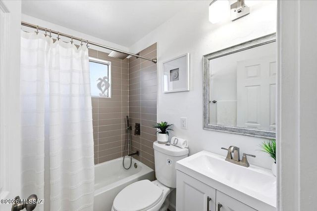 5449 E Linden Street, Tucson, AZ 85712