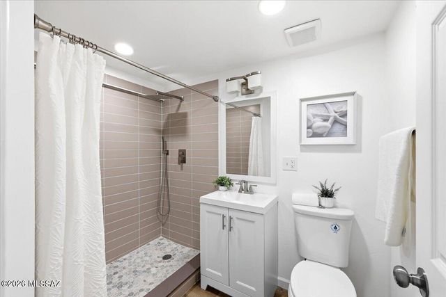 5449 E Linden Street, Tucson, AZ 85712