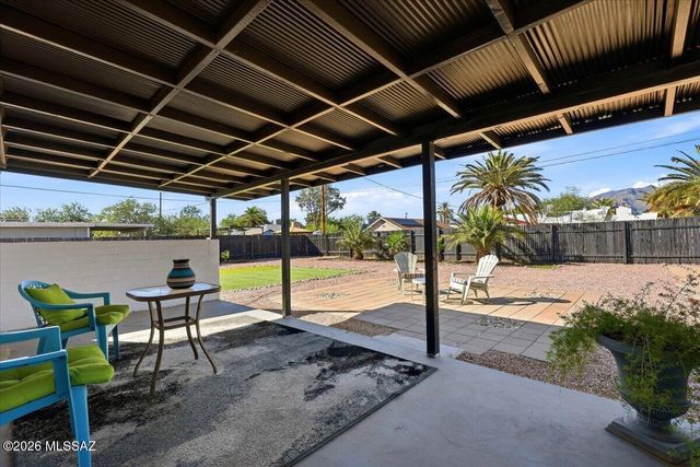 5449 E Linden Street, Tucson, AZ 85712