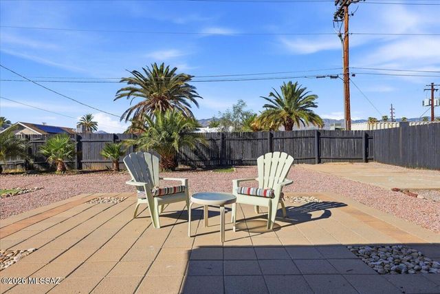5449 E Linden Street, Tucson, AZ 85712