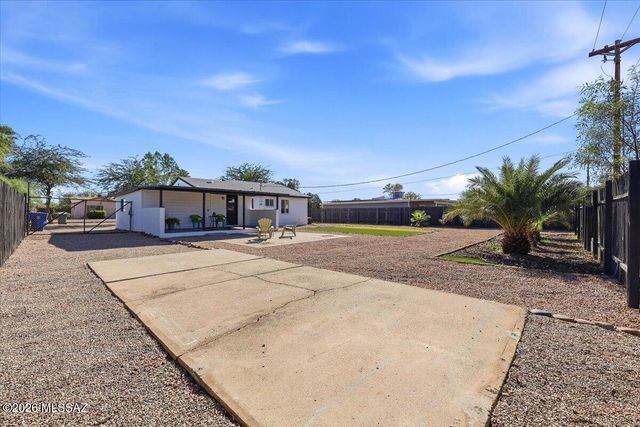 5449 E Linden Street, Tucson, AZ 85712