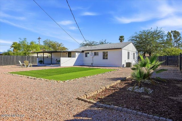 5449 E Linden Street, Tucson, AZ 85712