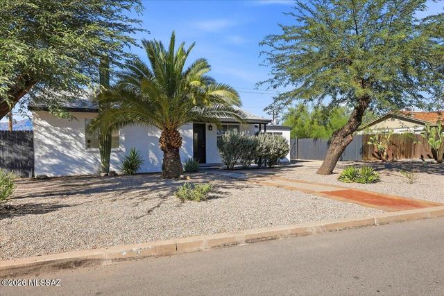 5449 E Linden Street, Tucson, AZ 85712