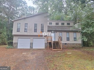 5955 Sutton Place, Douglasville, GA 30135