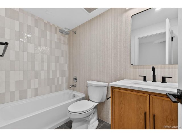 2362 S Acoma St, Denver, CO 80223