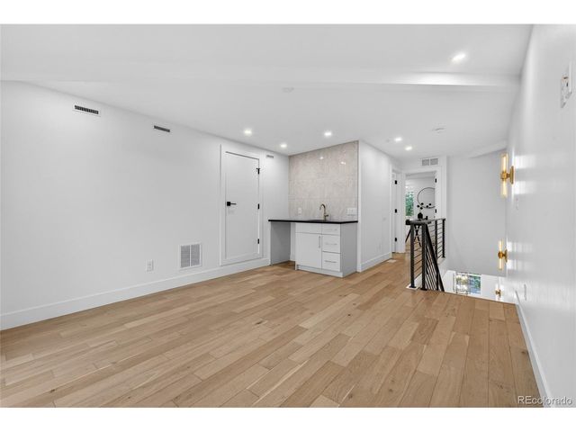 2362 S Acoma St, Denver, CO 80223