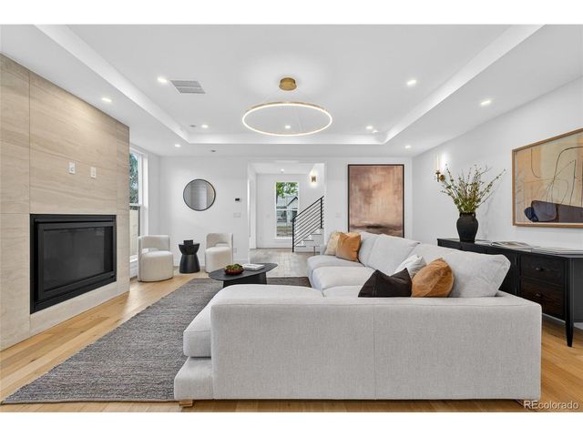 2362 S Acoma St, Denver, CO 80223