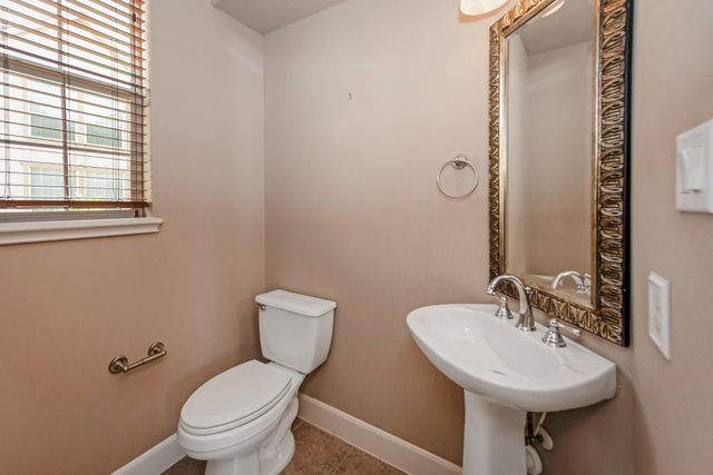 1113 Peveto St Street B, Houston, TX 77019