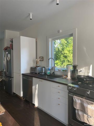 432 Manistique, Detroit, MI 48215