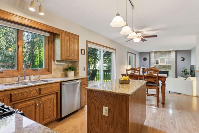 8769 Jewel Avenue S, Cottage Grove, MN 55016