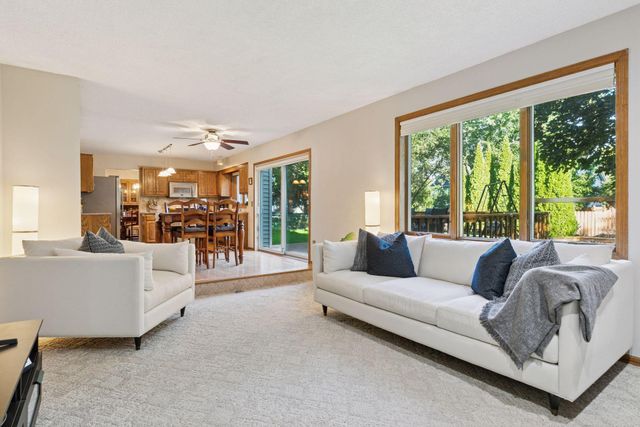 8769 Jewel Avenue S, Cottage Grove, MN 55016