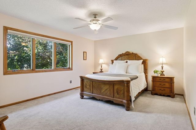 8769 Jewel Avenue S, Cottage Grove, MN 55016