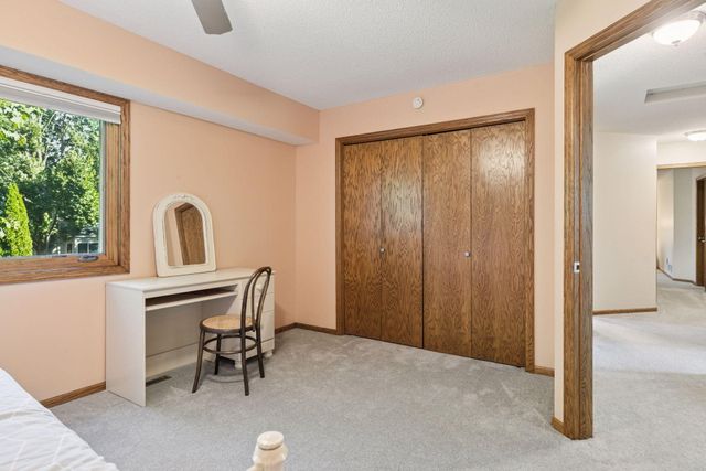 8769 Jewel Avenue S, Cottage Grove, MN 55016