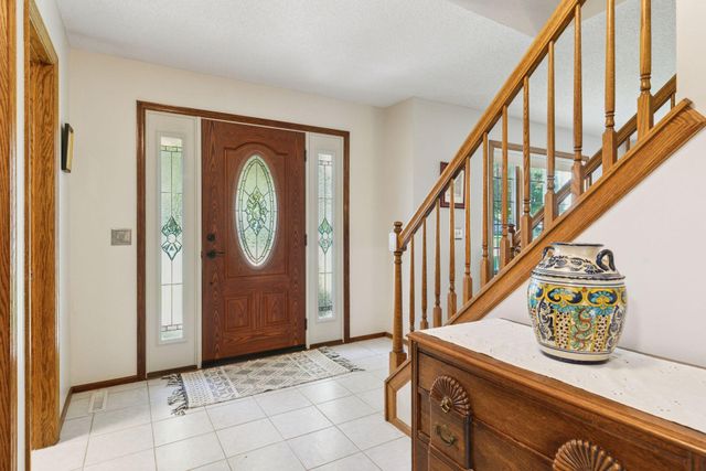 8769 Jewel Avenue S, Cottage Grove, MN 55016