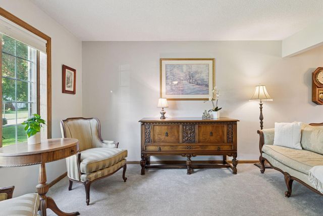 8769 Jewel Avenue S, Cottage Grove, MN 55016