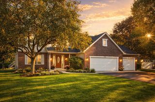 8769 Jewel Avenue S, Cottage Grove, MN 55016