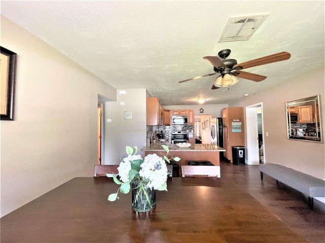 5106 104TH STREET N, St Petersburg, FL 33708
