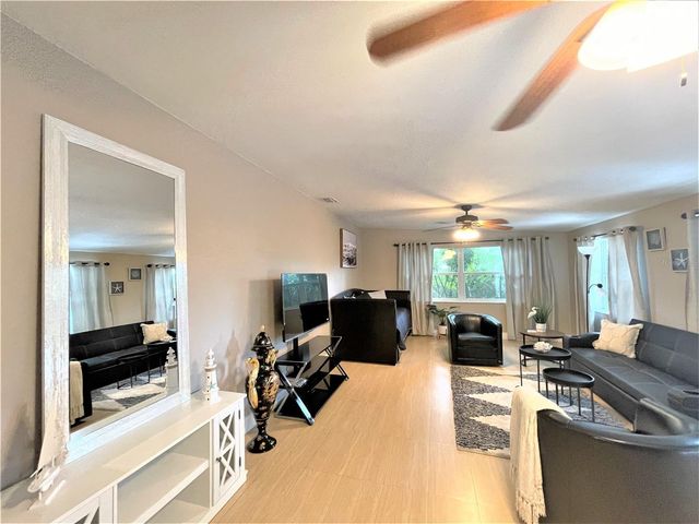 5106 104TH STREET N, St Petersburg, FL 33708