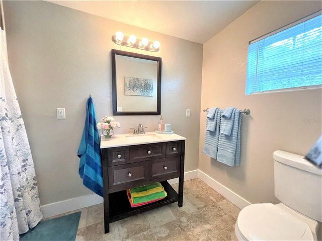 5106 104TH STREET N, St Petersburg, FL 33708