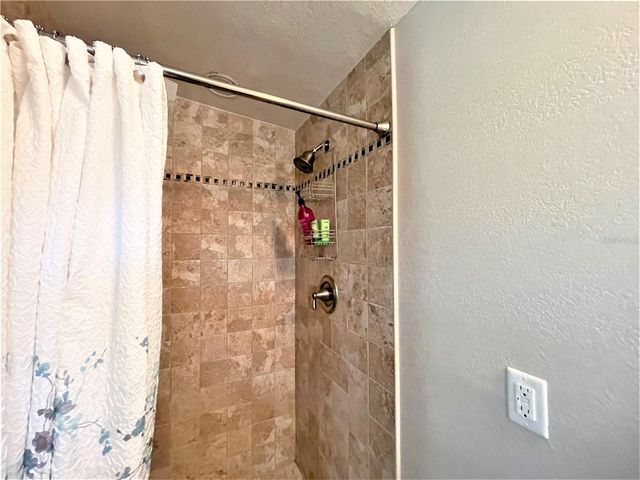 5106 104TH STREET N, St Petersburg, FL 33708