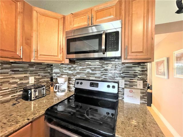 5106 104TH STREET N, St Petersburg, FL 33708