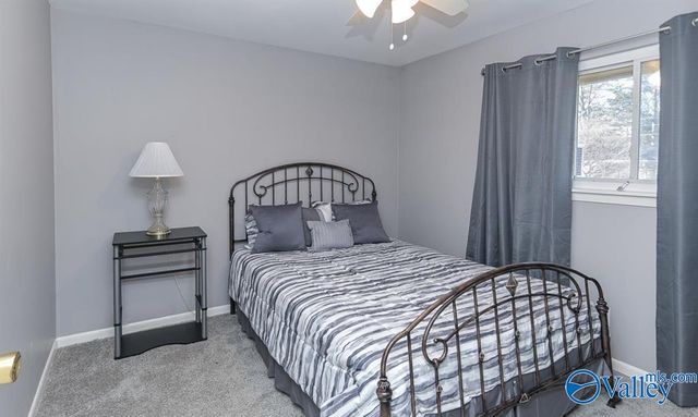 6015 NW Kimbrell Lane NW, Huntsville, AL 35810