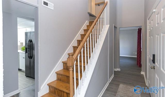 6015 NW Kimbrell Lane NW, Huntsville, AL 35810