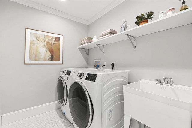 25 Cavanaugh Path, Newton, MA 02459