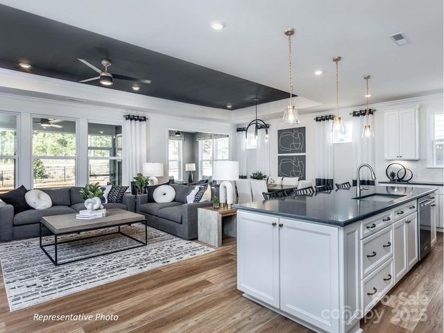 2734 Peak Court 225, Belmont, NC 28012