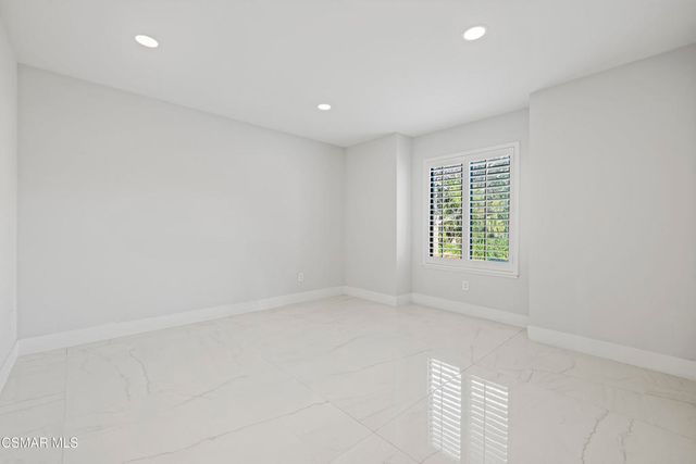 20500 Blairmoore Street, Chatsworth, CA 91311