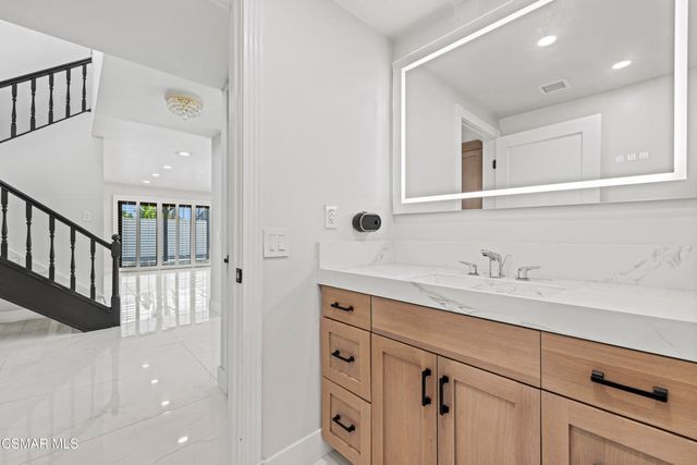 20500 Blairmoore Street, Chatsworth, CA 91311