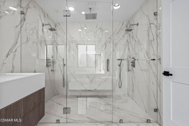 20500 Blairmoore Street, Chatsworth, CA 91311