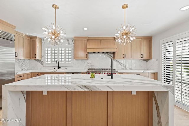 20500 Blairmoore Street, Chatsworth, CA 91311