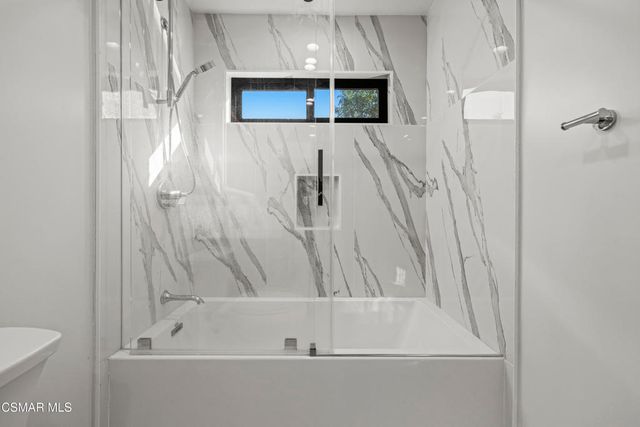 20500 Blairmoore Street, Chatsworth, CA 91311