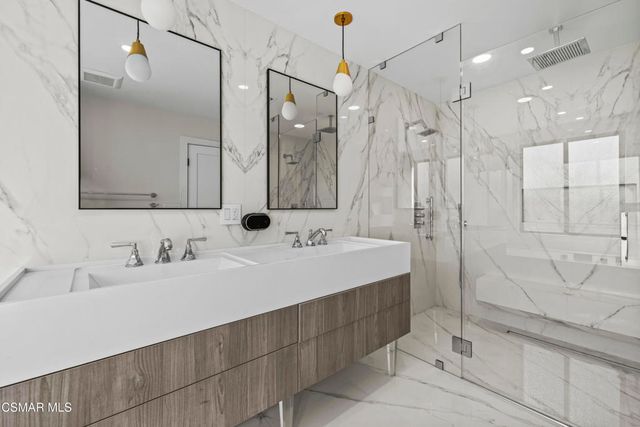 20500 Blairmoore Street, Chatsworth, CA 91311