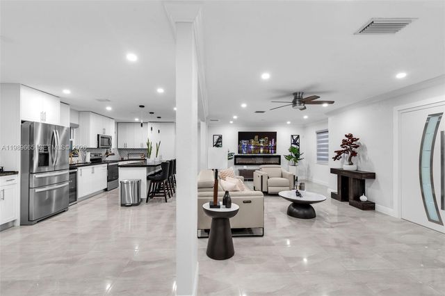 24655 SW 212th Avenue, Homestead, FL 33031