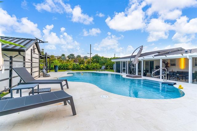 24655 SW 212th Avenue, Homestead, FL 33031