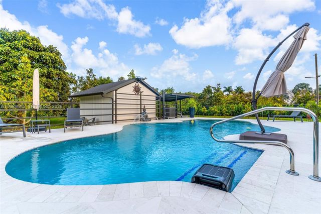24655 SW 212th Avenue, Homestead, FL 33031