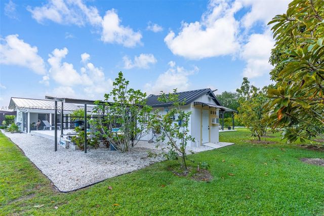 24655 SW 212th Avenue, Homestead, FL 33031