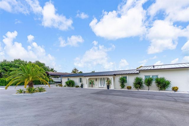 24655 SW 212th Avenue, Homestead, FL 33031