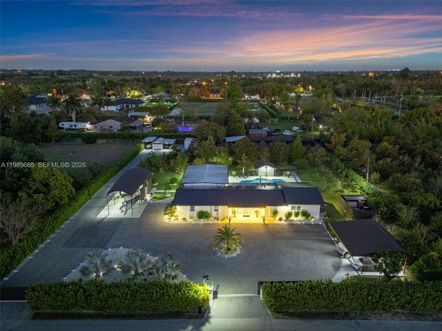 24655 SW 212th Avenue, Homestead, FL 33031